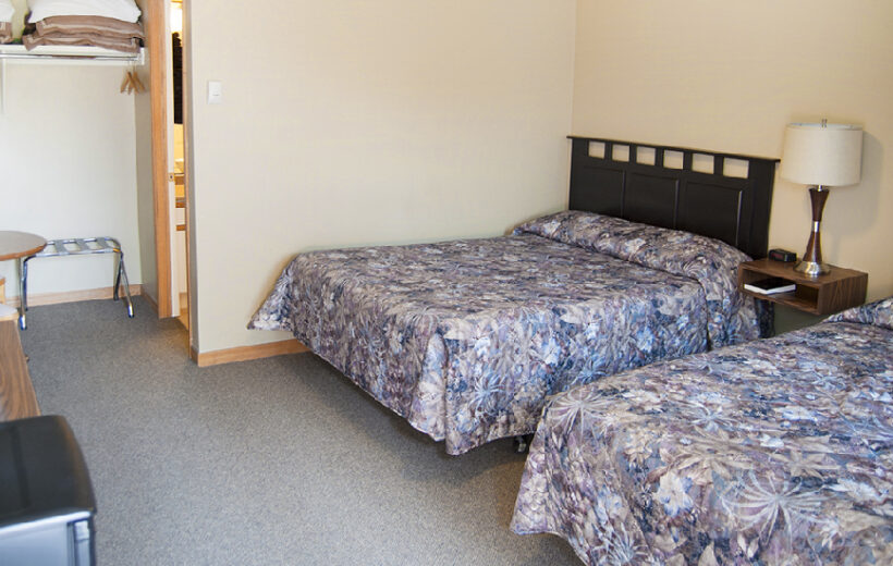 Double Room with 2 Queen Beds
